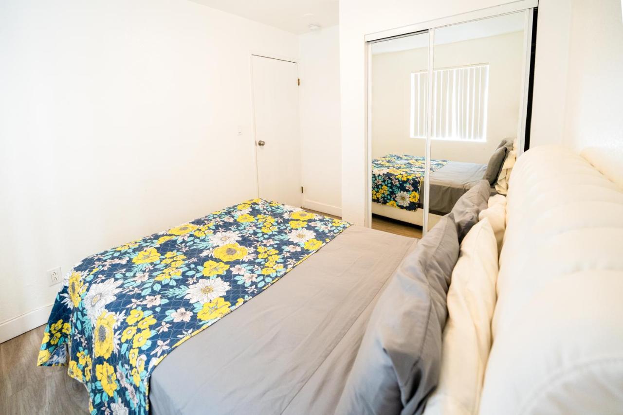 Hollywood/Koreatown 2 Bedroom With Parking Лос-Анджелес Екстер'єр фото